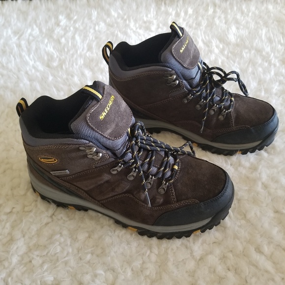 skechers hiking boots